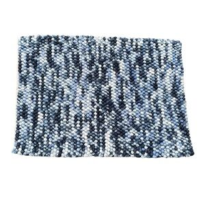 CAM LIVING Naturals Collection Wool Bauble Rug Blue Ivory